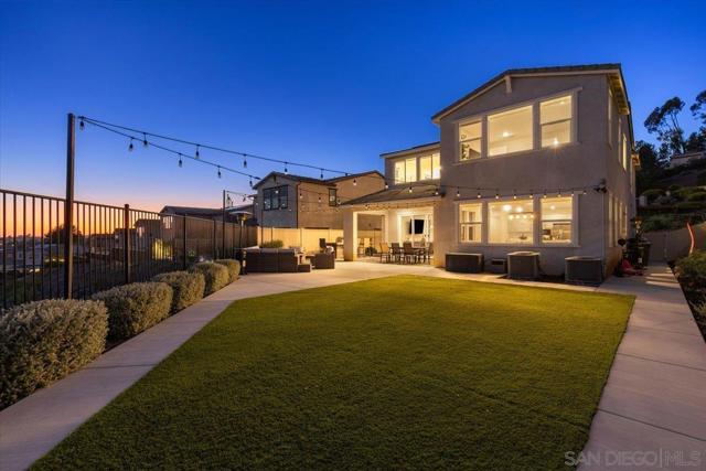 1457 Natalia Court, Escondido CA: https://media.crmls.org/mediaz/e65eeade-d452-4942-8a4a-2a9b95f5d09a.jpg