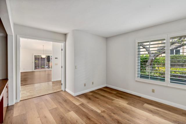 1608 Caminito Asterisco, La Jolla CA: https://media.crmls.org/mediaz/e65fea7b-aad5-41d5-bed8-69e9089f5a6a.jpg