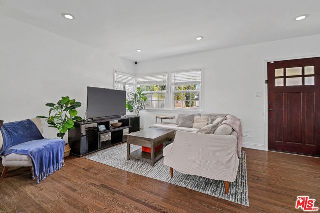 Image 3 for 2125 Walgrove Ave, Los Angeles, CA 90066