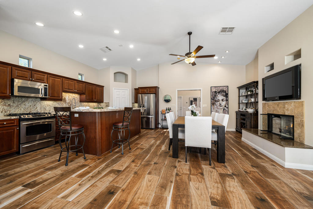 MLS #219139251DA image #12