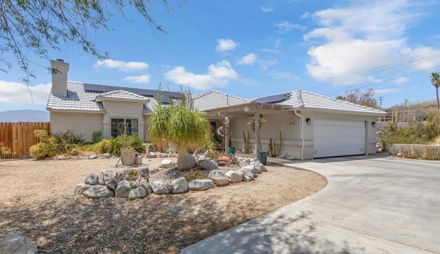 66750 12th Street, Desert Hot Springs CA: https://media.crmls.org/mediaz/e662ed48-3b9d-4ddf-83db-3f7d8f8e31d4.jpg