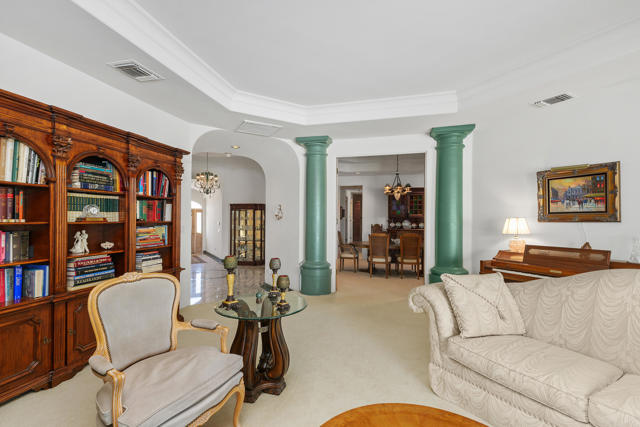 346 Crest Lake Drive, Palm Desert CA: https://media.crmls.org/mediaz/e663c032-9f35-4253-8319-bb7b60392621.jpg