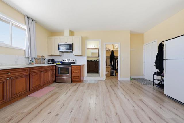 591 Marylinn Drive, Milpitas CA: https://media.crmls.org/mediaz/e6648a38-05e4-4909-9e95-600371f3a0ab.jpg