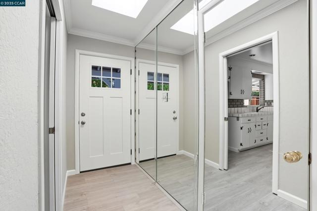 1016 Stone Valley Rd, Alamo CA: https://media.crmls.org/mediaz/e66512ef-1ef3-4873-9f96-8aadf61d3622.jpg