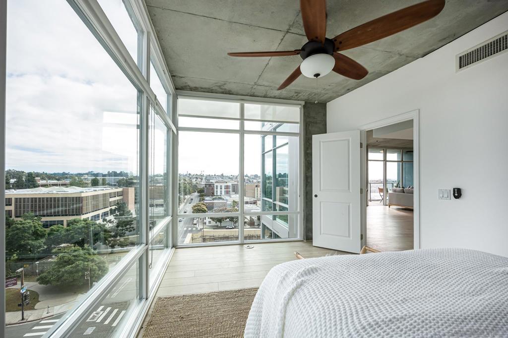 MLS #250041043SD image #16