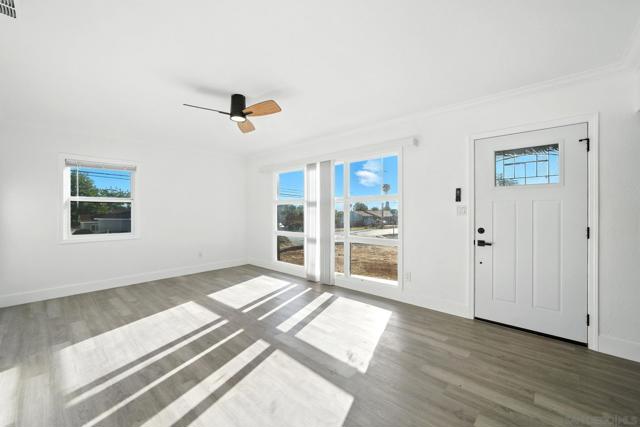 1301 Clove St, El Cajon CA: https://media.crmls.org/mediaz/e66773c7-b071-4517-a69e-3cc9a141f81b.jpg