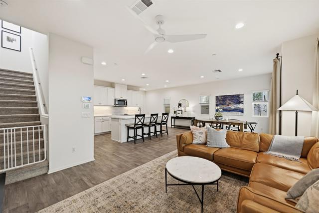 5616 Daybreak Way, Bonsall CA: https://media.crmls.org/mediaz/e667b9da-f73d-4a8c-9cb3-35ce468d05fb.jpg