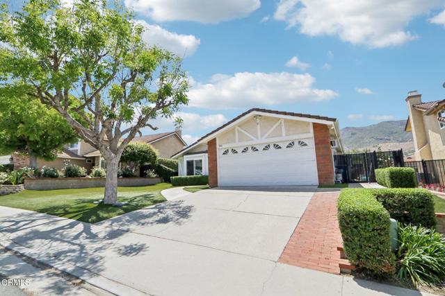 5406 luis Drive, Agoura Hills CA: https://media.crmls.org/mediaz/e668d9ec-0b7c-4796-8863-7383573608a3.jpg