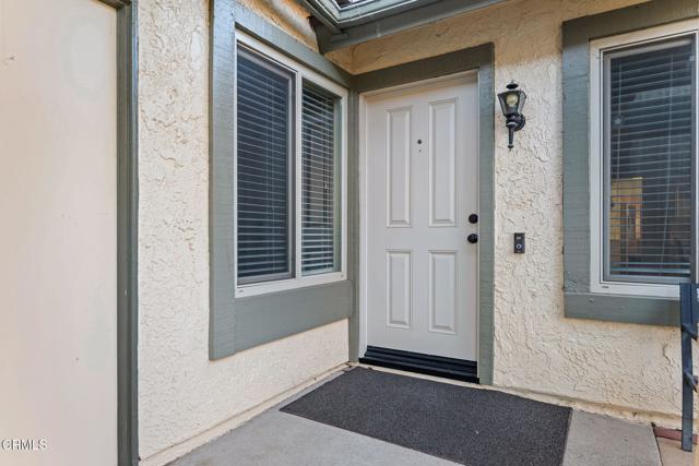 Detail Gallery Image 4 of 31 For 17207 Village 17, Camarillo,  CA 93012 - 2 Beds | 2 Baths