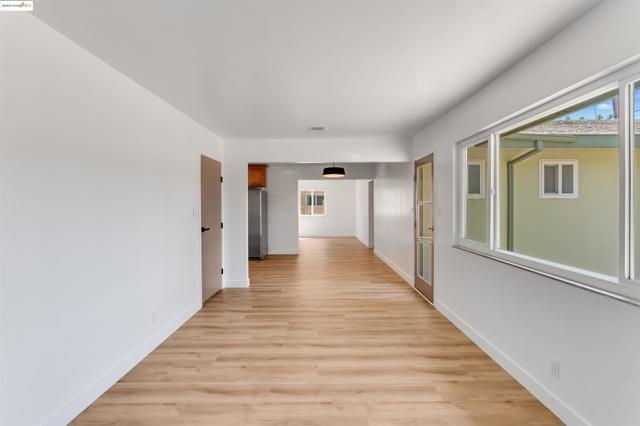 1908 New Jersey St, Fairfield CA: https://media.crmls.org/mediaz/e669b1d0-8d3d-453b-ab85-b0885d842fcc.jpg