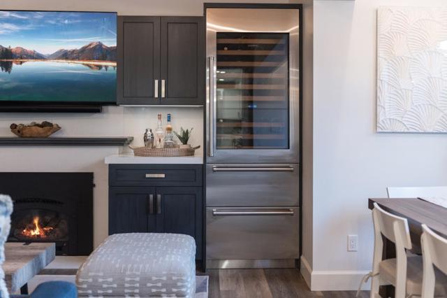 129 Santa Cruz Avenue, Aptos CA: https://media.crmls.org/mediaz/e669d3ac-ce4d-4daa-939e-76812a8ca47f.jpg
