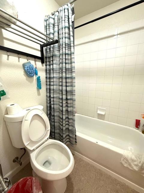 188 Caroline Lane, Gilroy CA: https://media.crmls.org/mediaz/e66aa0f1-1a18-4f56-ae04-400fe7fa5413.jpg