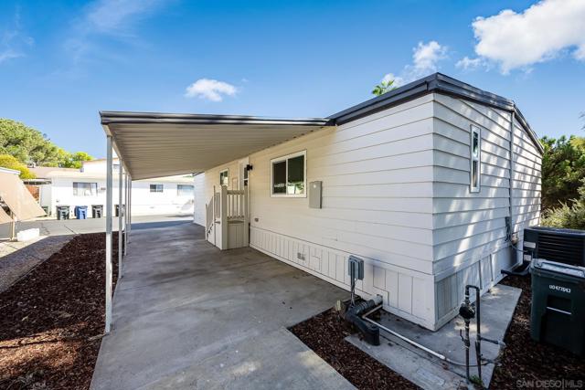 13490 Highway 8 Business, Lakeside, California 92040, 3 Bedrooms Bedrooms, ,2 BathroomsBathrooms,Residential,For Sale,Highway 8 Business,240026135SD