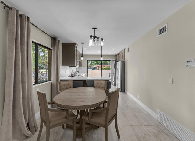 5803 Los Santos Drive #19, Palm Springs, CA 92264