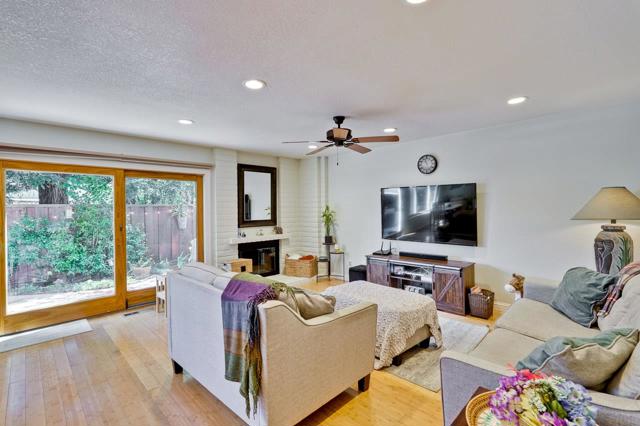 7102 Point Dunes Court, San Jose CA: https://media.crmls.org/mediaz/e66c8c4c-9ecd-4e46-8fcb-81fb87a97a09.jpg