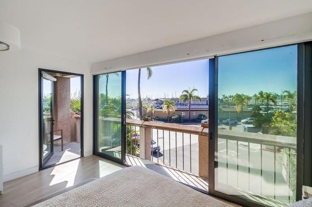 Detail Gallery Image 33 of 50 For 1150 Anchorage Ln #201,  San Diego,  CA 92106 - 2 Beds | 2 Baths