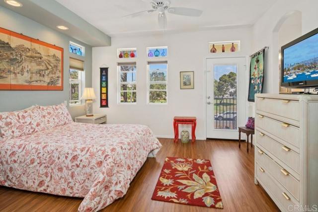 Detail Gallery Image 9 of 16 For 324 Park Way #3,  Chula Vista,  CA 91910 - 3 Beds | 2/1 Baths