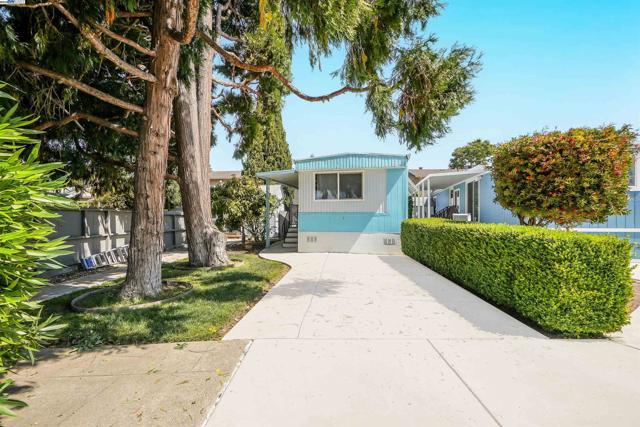 17754 Meekland Ave, Hayward CA: https://media.crmls.org/mediaz/e66e38fe-1b88-4e91-ae19-8bc14c1e1417.jpg