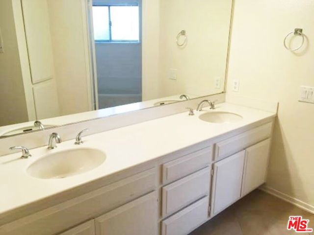 140 The Village, Redondo Beach CA: https://media.crmls.org/mediaz/e66e749e-0c9f-4f1b-b4e6-f6986f472cc1.jpg