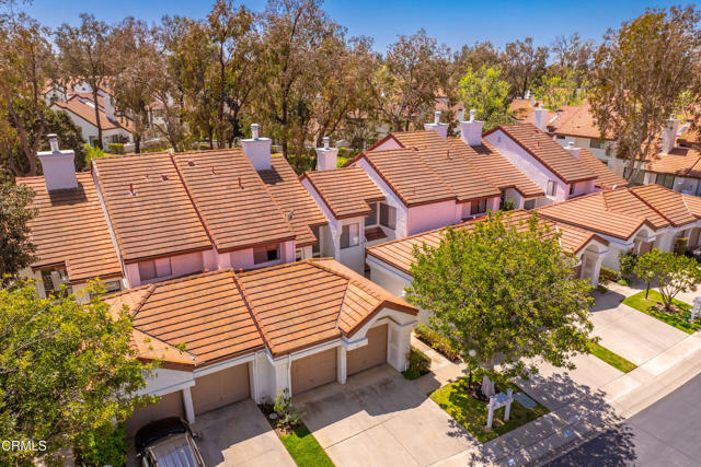1404 Calle Lozano, Camarillo CA: https://media.crmls.org/mediaz/e67005ea-f122-4143-97f2-15c21349a371.jpg