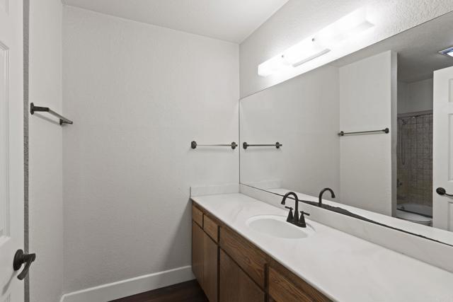 Detail Gallery Image 19 of 33 For 13742 Ruette Le Parc #C,  Del Mar,  CA 92014 - 2 Beds | 2 Baths