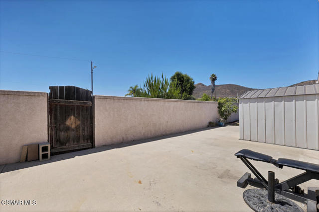 818 N Lois Avenue, Newbury Park CA: https://media.crmls.org/mediaz/e67113a8-3bc0-45e1-bccb-383db3f084ea.jpg