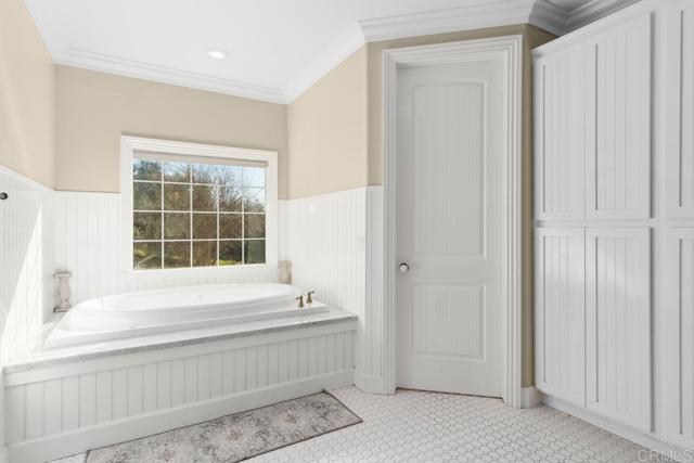 Image 28 of 49 For 45562 La Cruz Drive