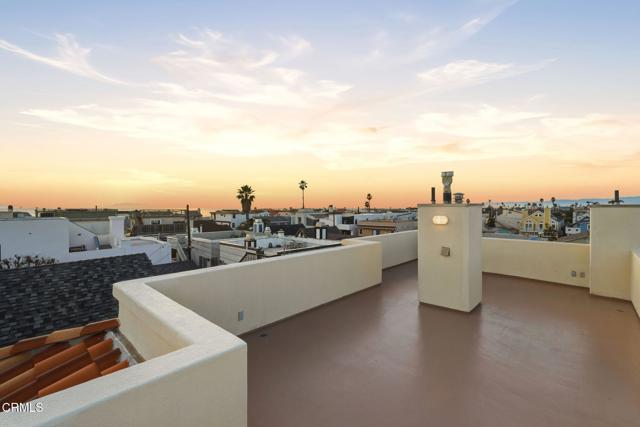 Detail Gallery Image 51 of 73 For 137 Fillmore Ave, Oxnard,  CA 93035 - 3 Beds | 3 Baths