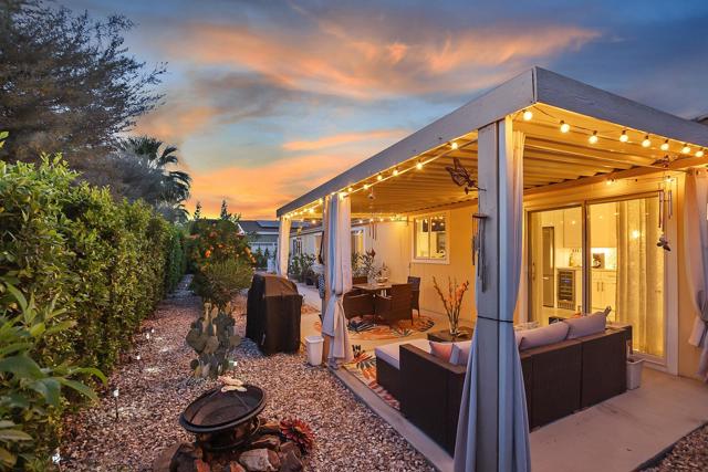 73450 Country Club Drive, Palm Desert CA: https://media.crmls.org/mediaz/e6759fd1-d319-46db-acfa-330f25675e22.jpg