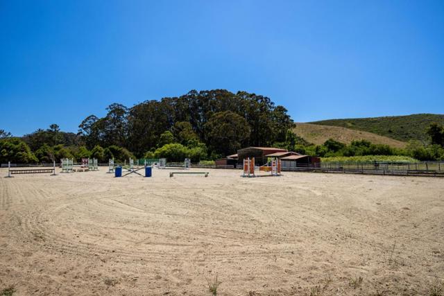 1650 Stage Road, Pescadero CA: https://media.crmls.org/mediaz/e6763bd2-8d47-4e25-a85d-ff6eb4e880b3.jpg