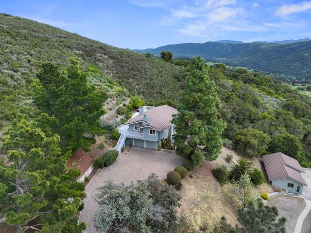 31475 Via Las Rosas, Carmel Valley CA: https://media.crmls.org/mediaz/e677927b-19e0-46c6-92ed-a9fa1600fe8f.jpg
