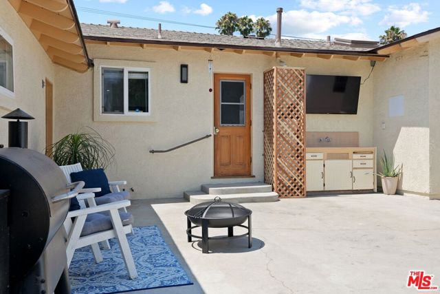 1716 Lodgepole Road, San Marcos CA: https://media.crmls.org/mediaz/e6784522-2453-43bf-8f00-bdbf7e7403b6.jpg