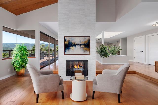 165 Golden Oak Drive, Portola Valley CA: https://media.crmls.org/mediaz/e678d942-1dfa-4d48-901a-f6b63619b06b.jpg