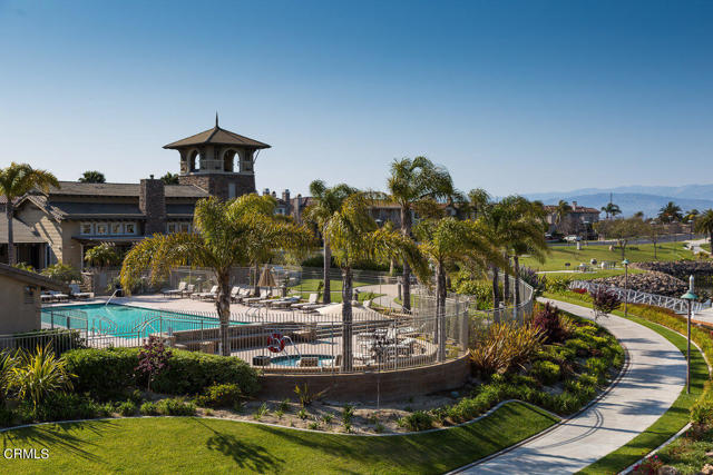 4111 Adriatic Street, Oxnard CA: https://media.crmls.org/mediaz/e679182f-d375-434a-a42e-99418e1481bc.jpg