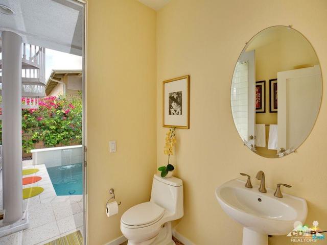 4969 Davidson Way, Palm Springs CA: https://media.crmls.org/mediaz/e6792e68-ebb7-4bbb-9e1f-d706525c9482.jpg