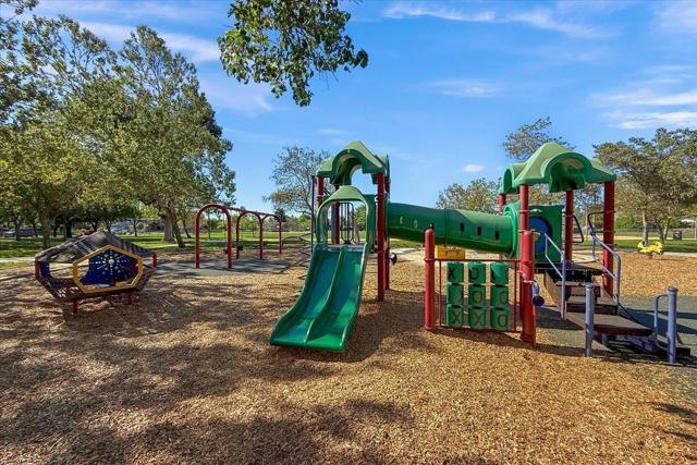 692 Hathaway Court, San Jose CA: https://media.crmls.org/mediaz/e67993c8-6269-4ce9-a7dc-f7c3861e6643.jpg