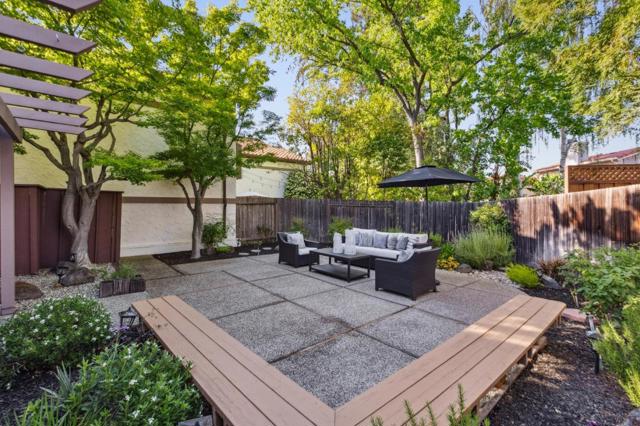 102 Calle Nivel, Los Gatos CA: https://media.crmls.org/mediaz/e679c142-1252-4441-9d89-843d8c6676d1.jpg