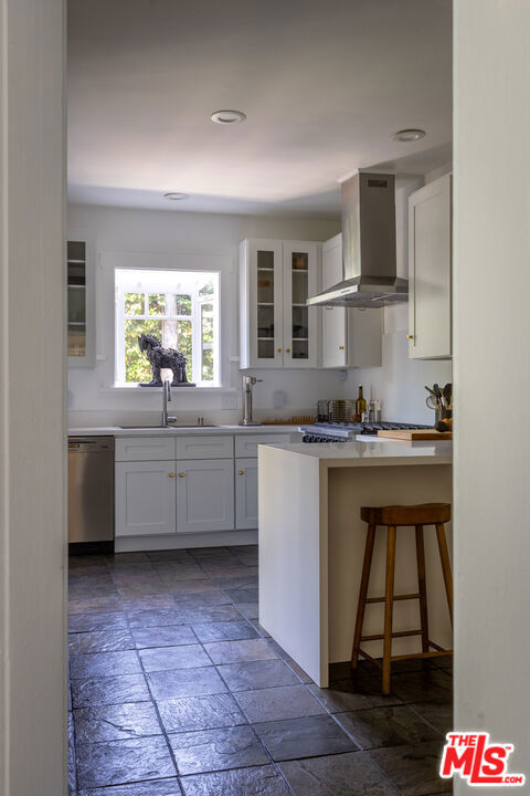 1957 Canyon Drive, Los Angeles CA: https://media.crmls.org/mediaz/e679c505-121d-4255-b371-e1f829fadf71.jpg