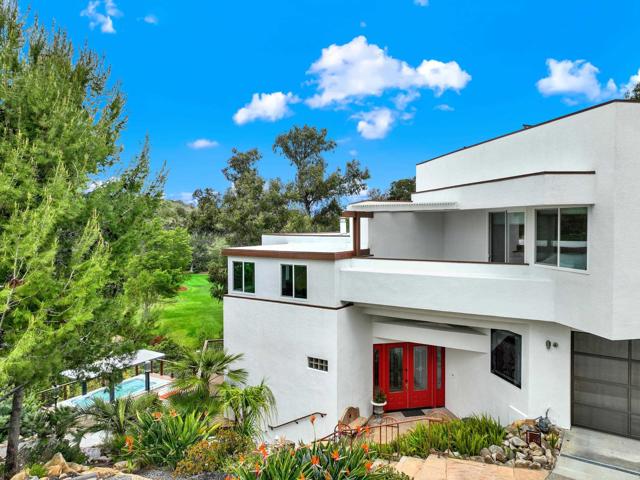 Detail Gallery Image 5 of 75 For 1710 via Allondra, San Marcos,  CA 92078 - 4 Beds | 4/1 Baths