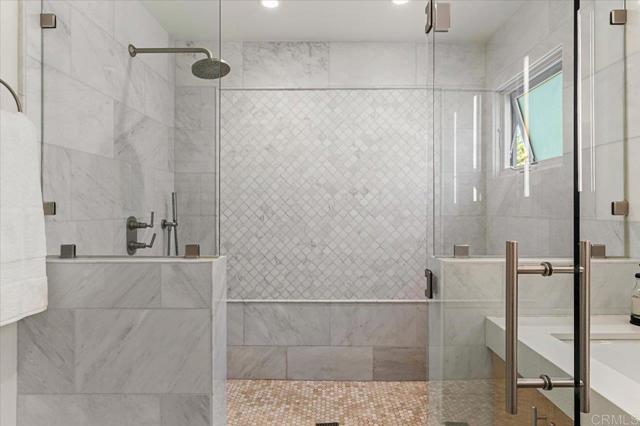 5125 El Secreto, Rancho Santa Fe CA: https://media.crmls.org/mediaz/e67a39c1-06d9-4220-903f-b3c3de20c254.jpg