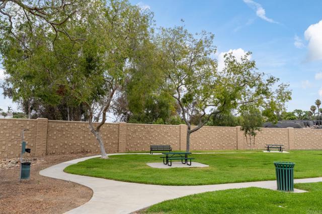 Detail Gallery Image 22 of 29 For 382 Carmel Creeper Pl, Encinitas,  CA 92024 - 2 Beds | 2/1 Baths