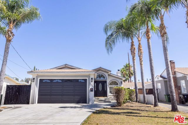 15065 Vose Street, Van Nuys CA: https://media.crmls.org/mediaz/e67c8556-ef49-40b1-8625-6408785152c5.jpg