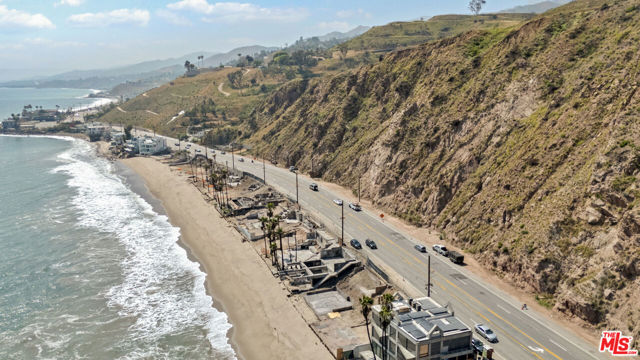 20866 Pacific Coast Highway photo 5