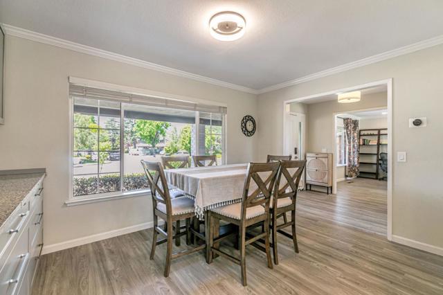 2739 Saint Giles Lane, Mountain View CA: https://media.crmls.org/mediaz/e67e1370-966c-4d1b-8554-4c44cc325e25.jpg
