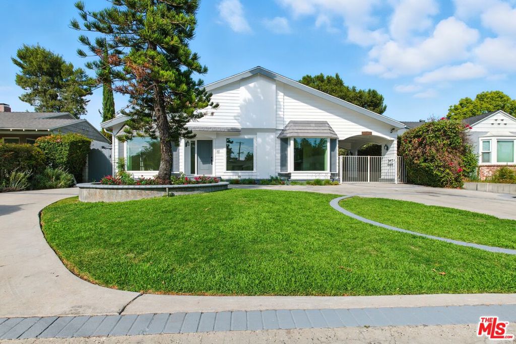 4640 Laurelgrove Avenue