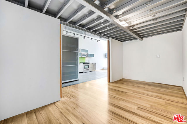 1850 Industrial Street, Los Angeles CA: https://media.crmls.org/mediaz/e67f7f4a-ec6f-40a2-ada5-4ea1b74f032d.jpg