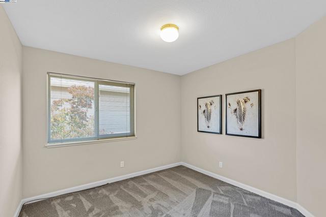 7777 Crossridge Rd, Dublin CA: https://media.crmls.org/mediaz/e6802ee8-9df2-49b7-b704-4290e2d2a91b.jpg