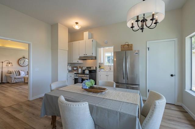 570572 Belden Street, Monterey CA: https://media.crmls.org/mediaz/e6807c7a-88e6-497c-9ceb-9003340dc1ad.jpg