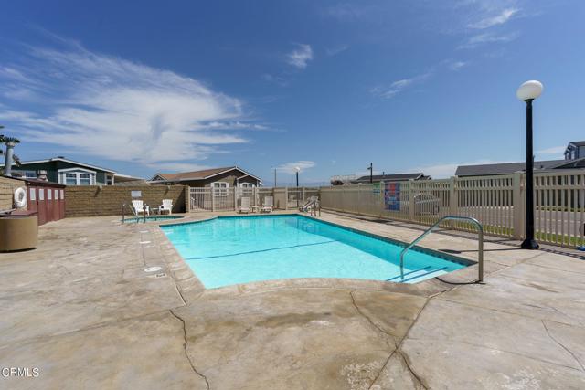 5540 W 5th Street, Oxnard CA: https://media.crmls.org/mediaz/e680faeb-f7e8-4dd2-9b6a-1e1311f15453.jpg