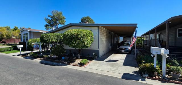 556 Millpond Drive, San Jose CA: https://media.crmls.org/mediaz/e6822a0e-783c-45db-aef0-677aa2bb0bf3.jpg